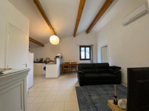 Corte Apparemment T3 en résidence privé